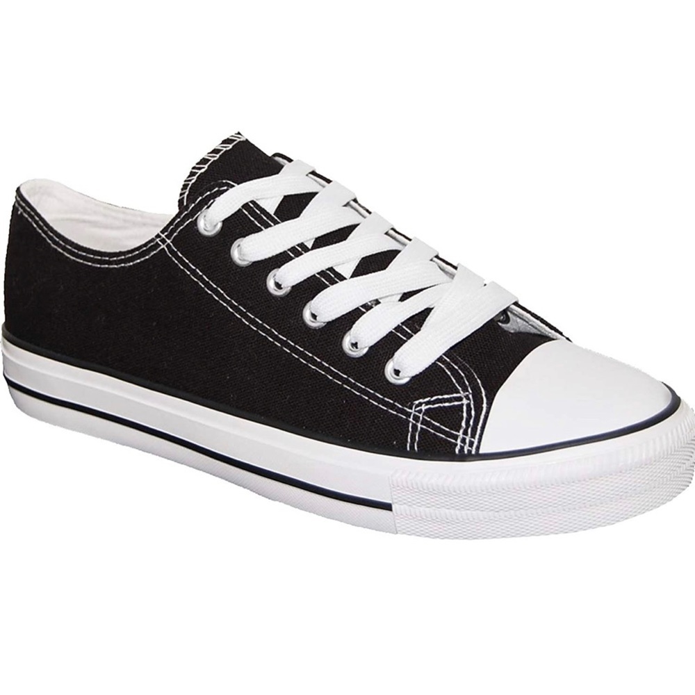 NEW Men's Black Canvas Skater Style Sneaker